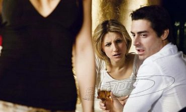 Είμαι παντρεμένος με παιδιά αλλά νιώθω έλξη για μια άλλη γυναίκα - τι να κάνω;
