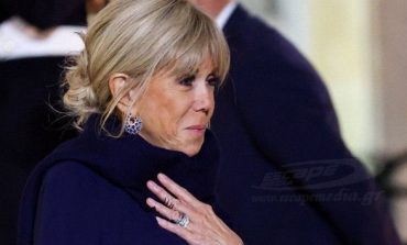 Πάνω από 300 γυναίκες υπέβαλαν μήνυση κατά της Μπριζίτ Μακρόν